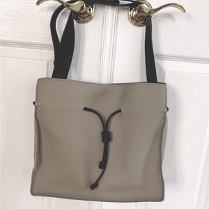 Von Holzhausen Medium Shopper